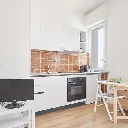 Italianway - Il Faro Lägenhet