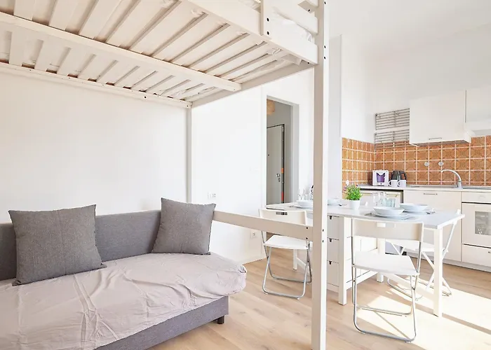 Italianway - Il Faro 보르게토 산토 스피리토