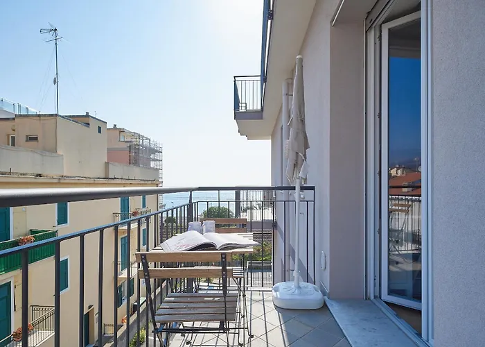 Italianway - Il Faro Appartement
